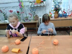 «Оранжевая нить»