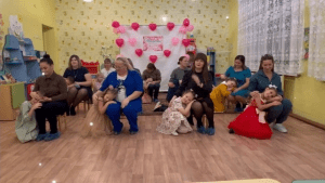 С Днем матери, дорогие мамы! Вы — наша вдохновительница и опора!