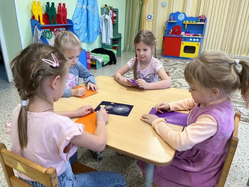 Продолжаются увлекательные занятия нашего творческого объединения Рукодельница!